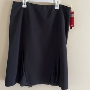 Tapemeasure Black Skirt Size US 8
